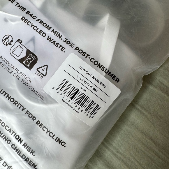 Gymshark White Bandeau - Picture 3 of 4